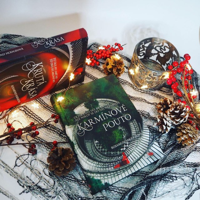 karmínové pouto - rec